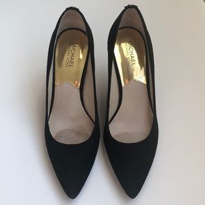 Micheal kors suede heels